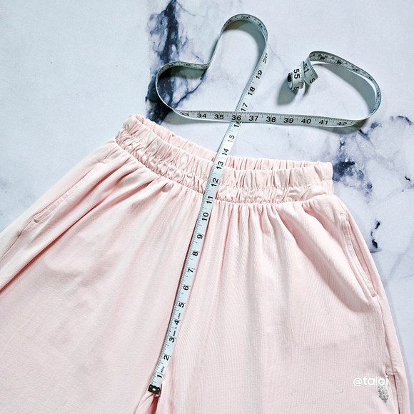 NWOT fp Movement Hot Shot Slit Wide Leg Pants in Bleached Coral Sold Out Color - Picture 14 of 17